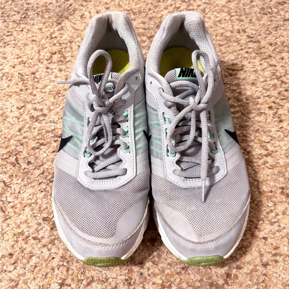 Nike Women's Gray Running Shoes
